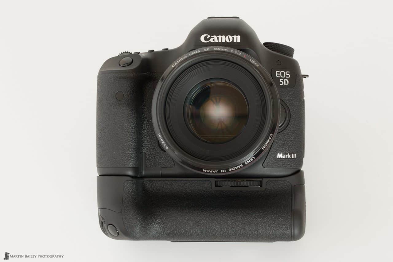 Canon BG-E11 Battery Grip for EOS 5D Mark III