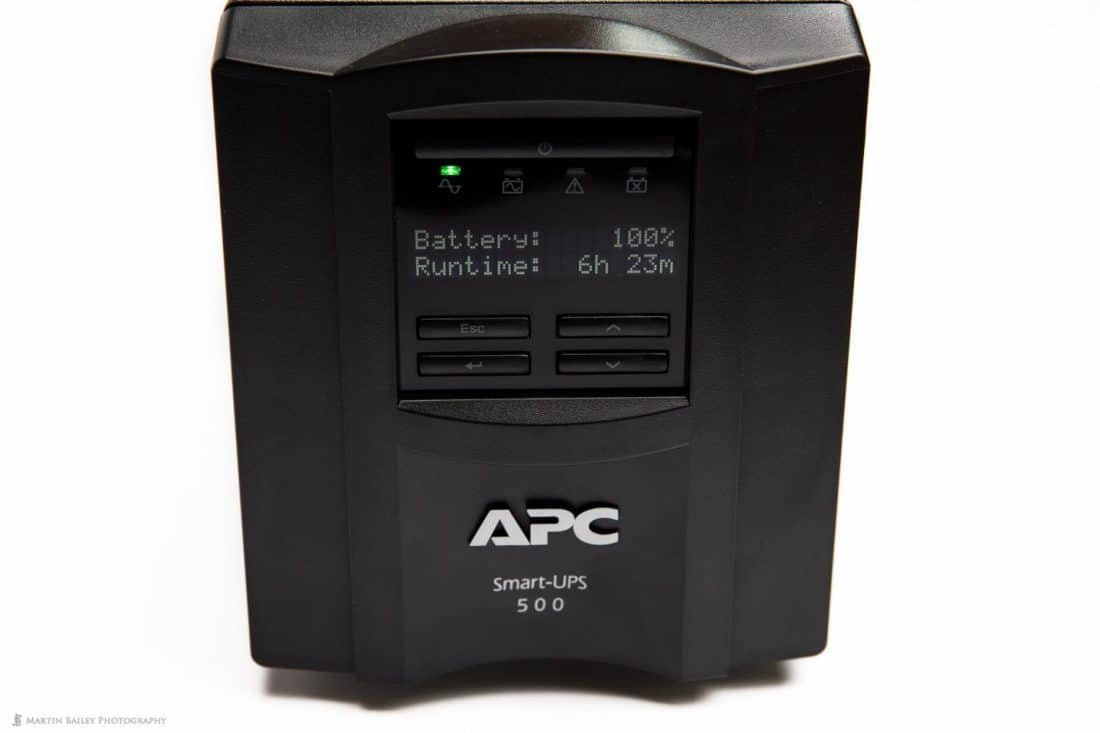 APC Smart UPS 500J Front Panel