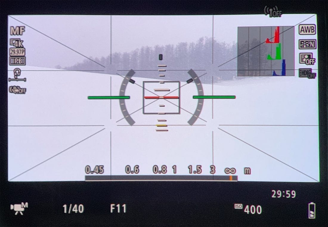 EOS R Viewfinder Distance Display